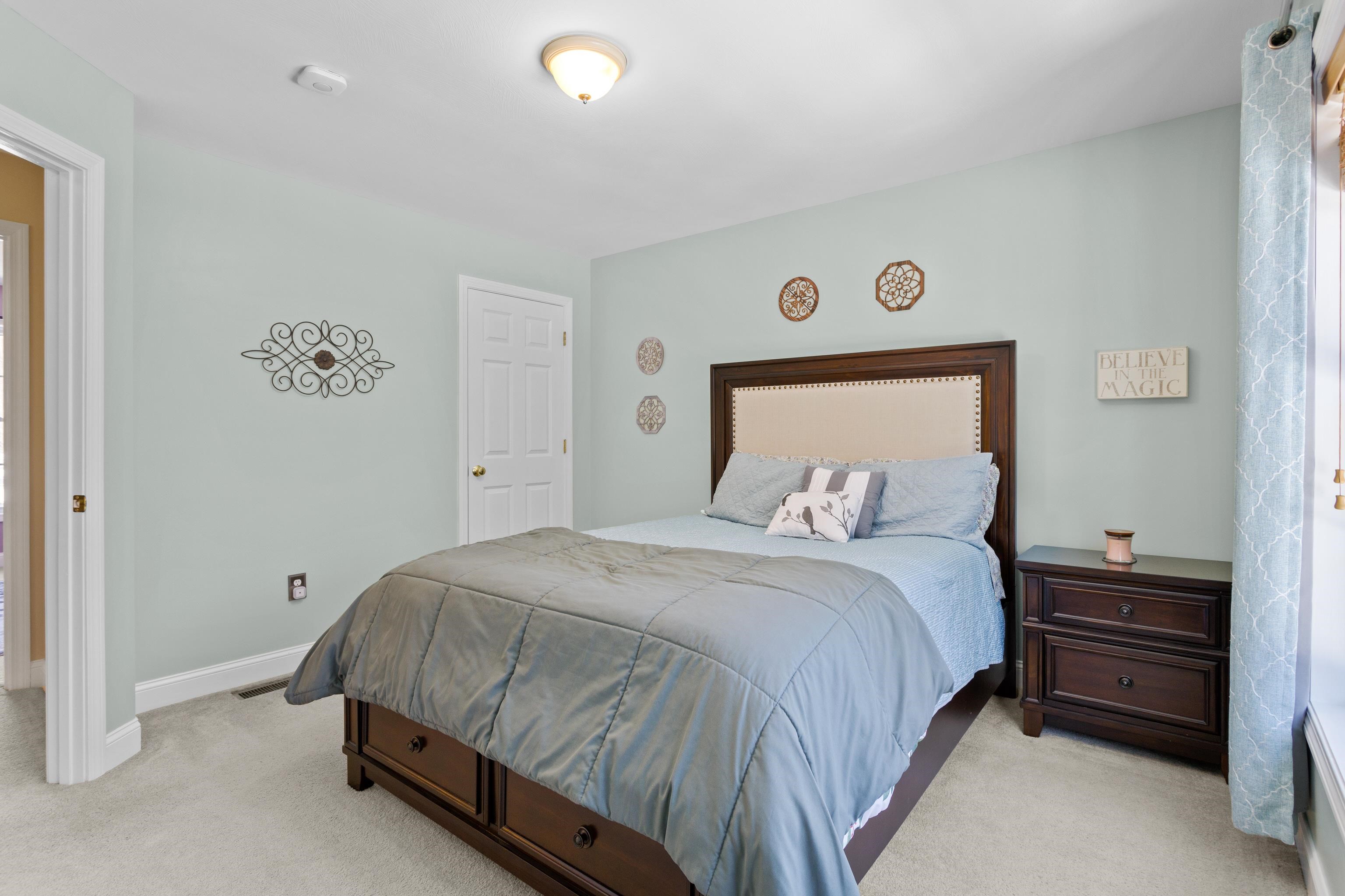 36 Hibiscus Way Nashua, NH 03062 - Photo 46 of 60