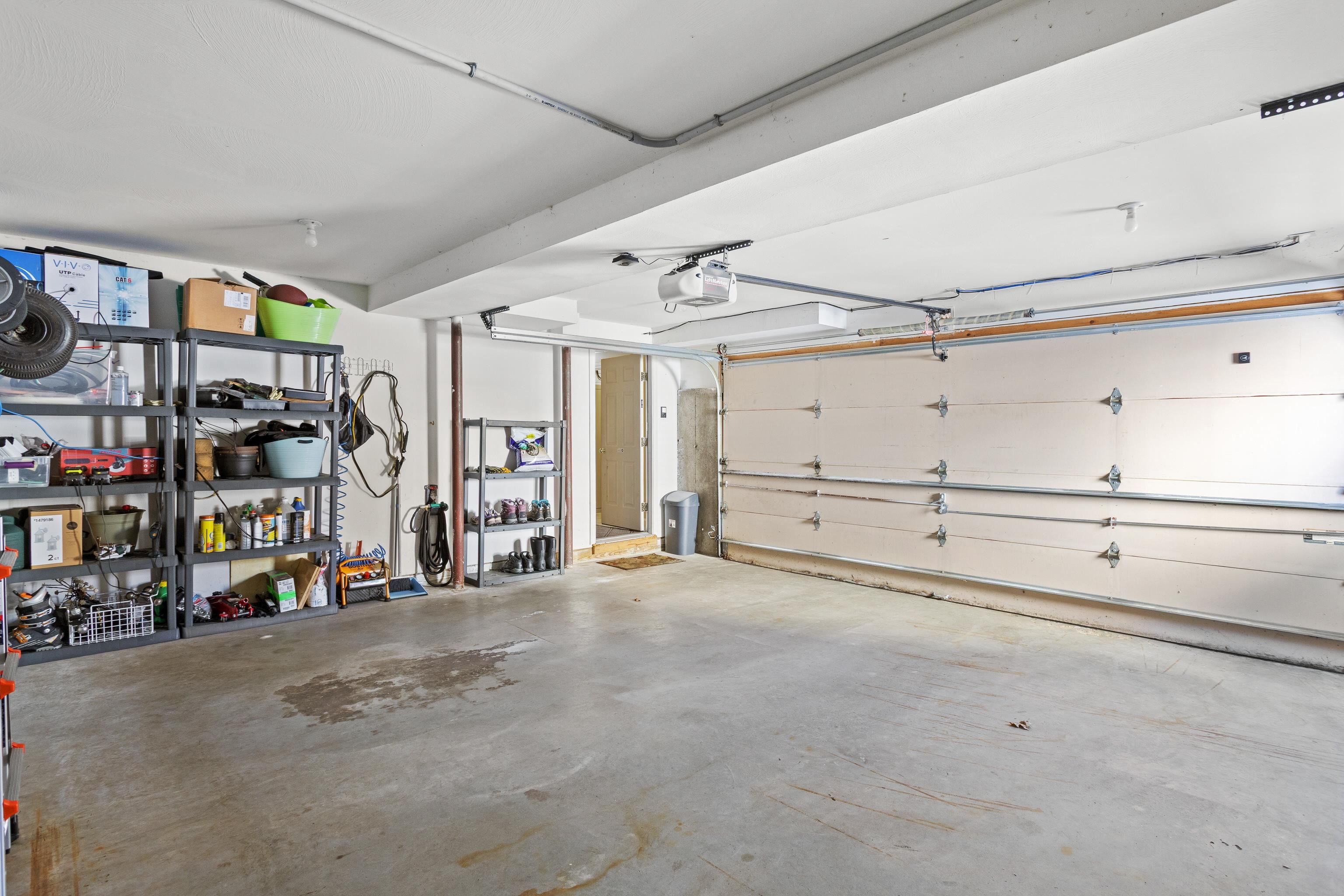 36 Hibiscus Way Nashua, NH 03062 - Photo 56 of 60