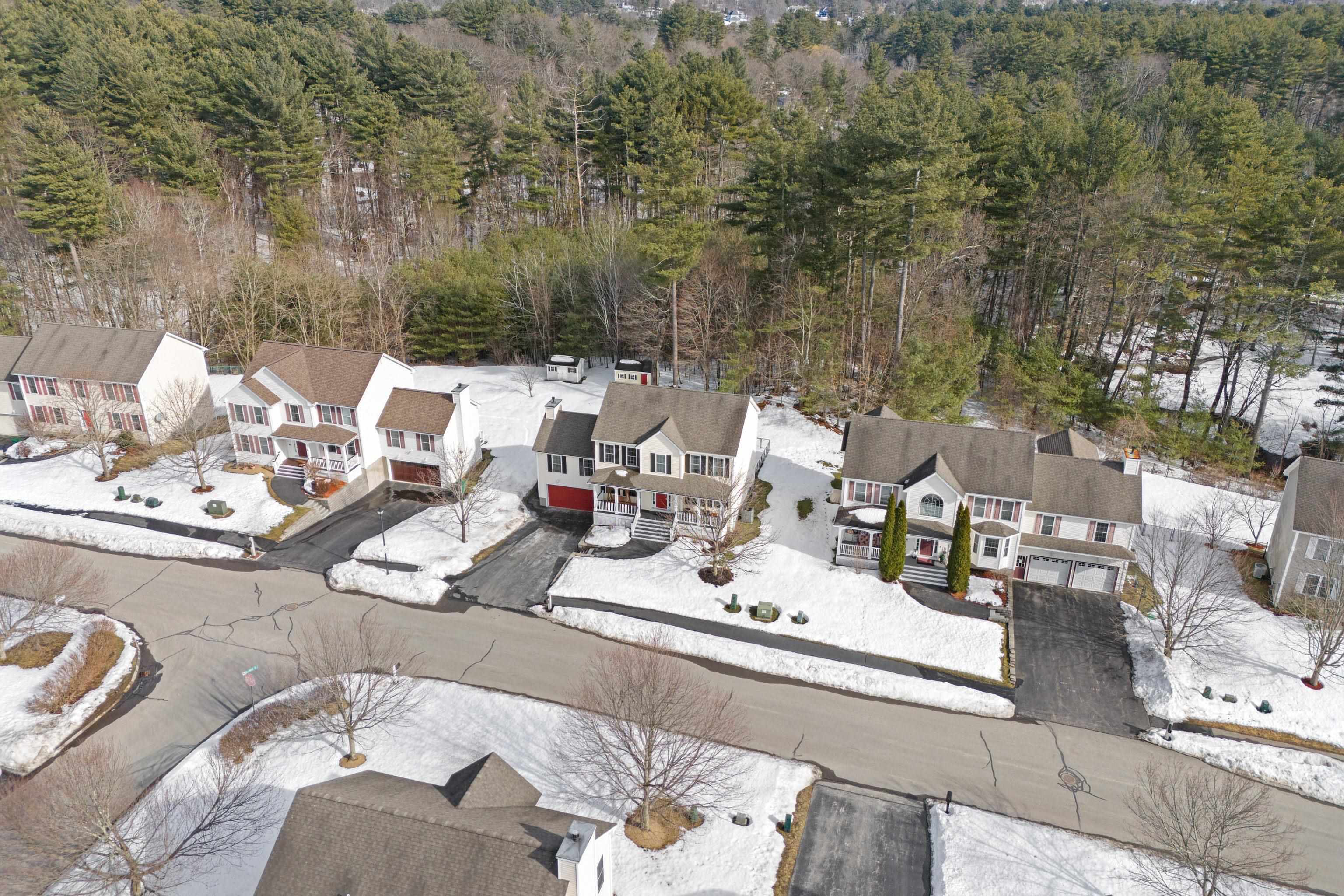 36 Hibiscus Way Nashua, NH 03062 - Photo 9 of 60