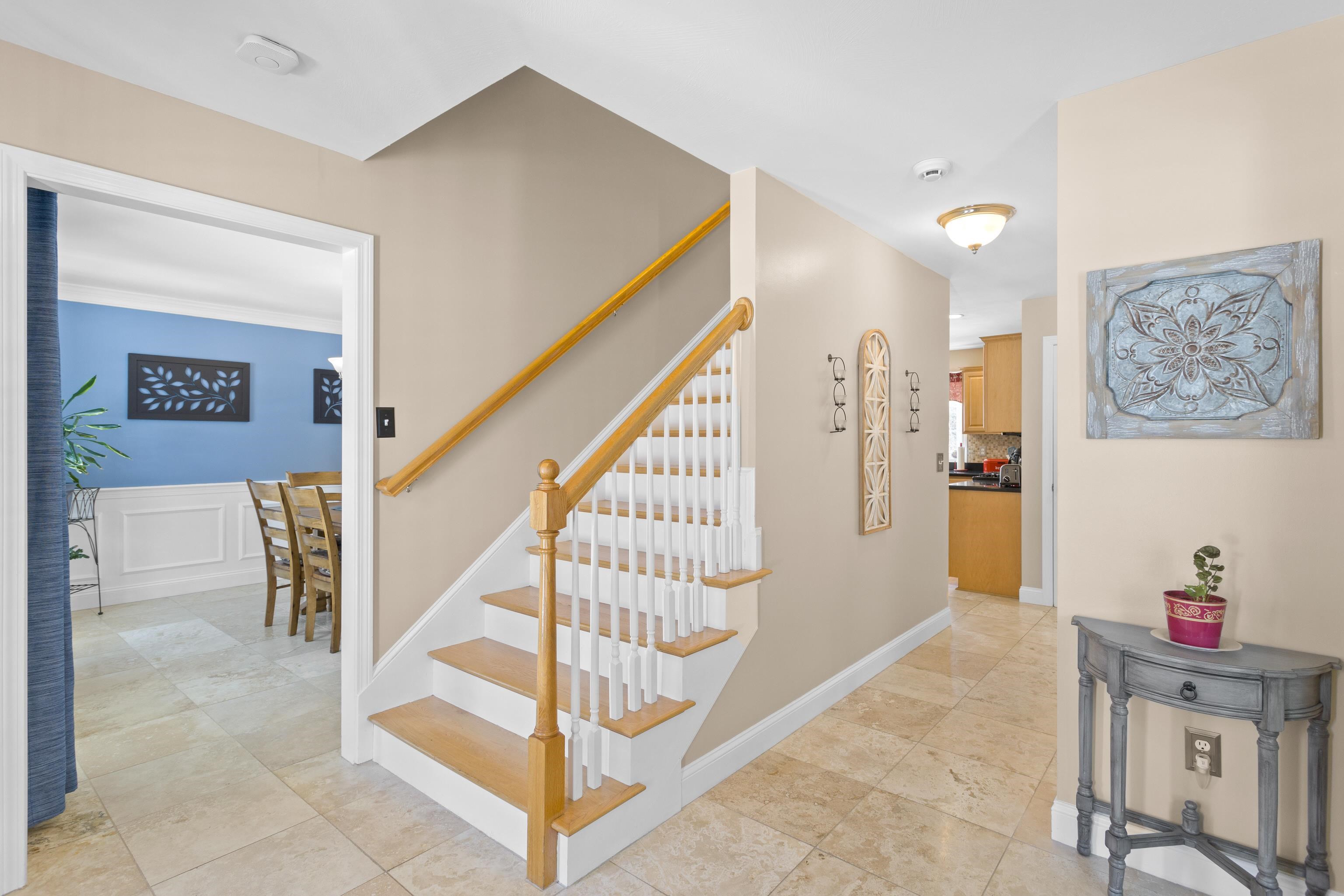 36 Hibiscus Way Nashua, NH 03062 - Photo 10 of 60