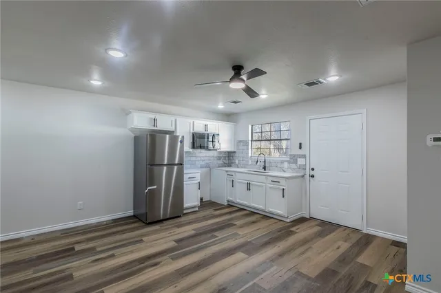 $599,999 | 311-315 Smith Street, Belton, TX 76513