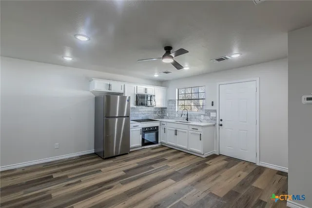 $599,999 | 311-315 Smith Street, Belton, TX 76513