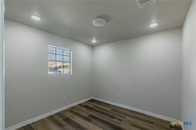 $599,999 | 311-315 Smith Street, Belton, TX 76513