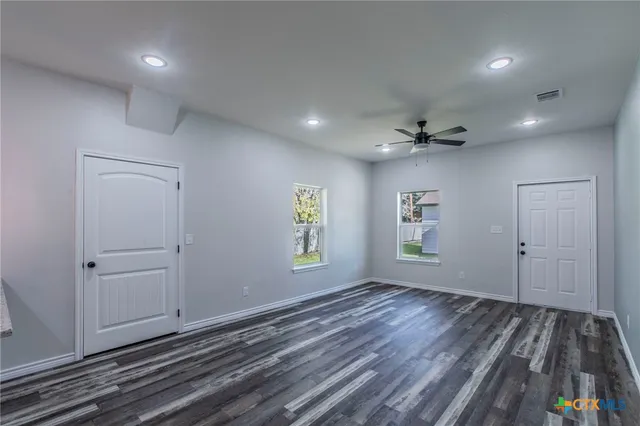 $599,999 | 311-315 Smith Street, Belton, TX 76513