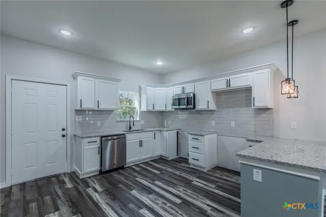 $599,999 | 311-315 Smith Street, Belton, TX 76513