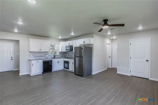 $599,999 | 311-315 Smith Street, Belton, TX 76513