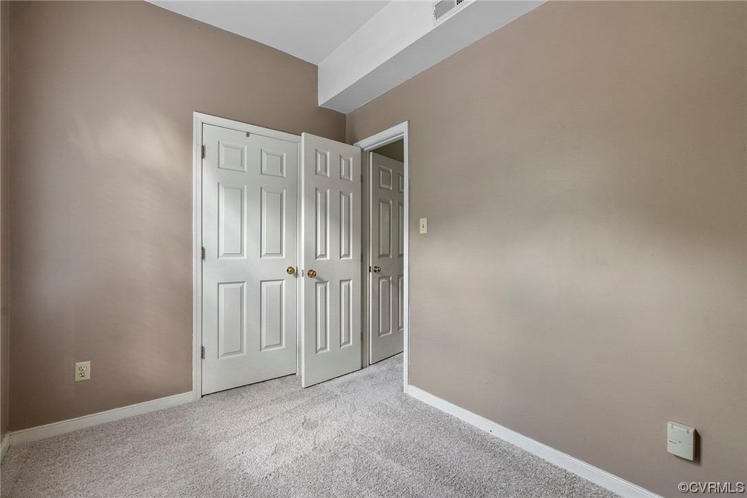 5407 Chestnut Bluff Road Midlothian, VA 23112 - Photo 19 of 35 a view of an empty room