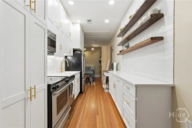 $435,000 | 50 Barnard Street, Unit 304, Savannah, GA 31401