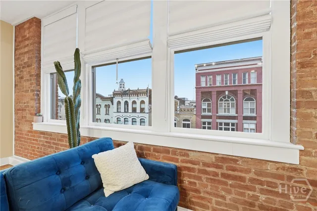 $435,000 | 50 Barnard Street, Unit 304, Savannah, GA 31401