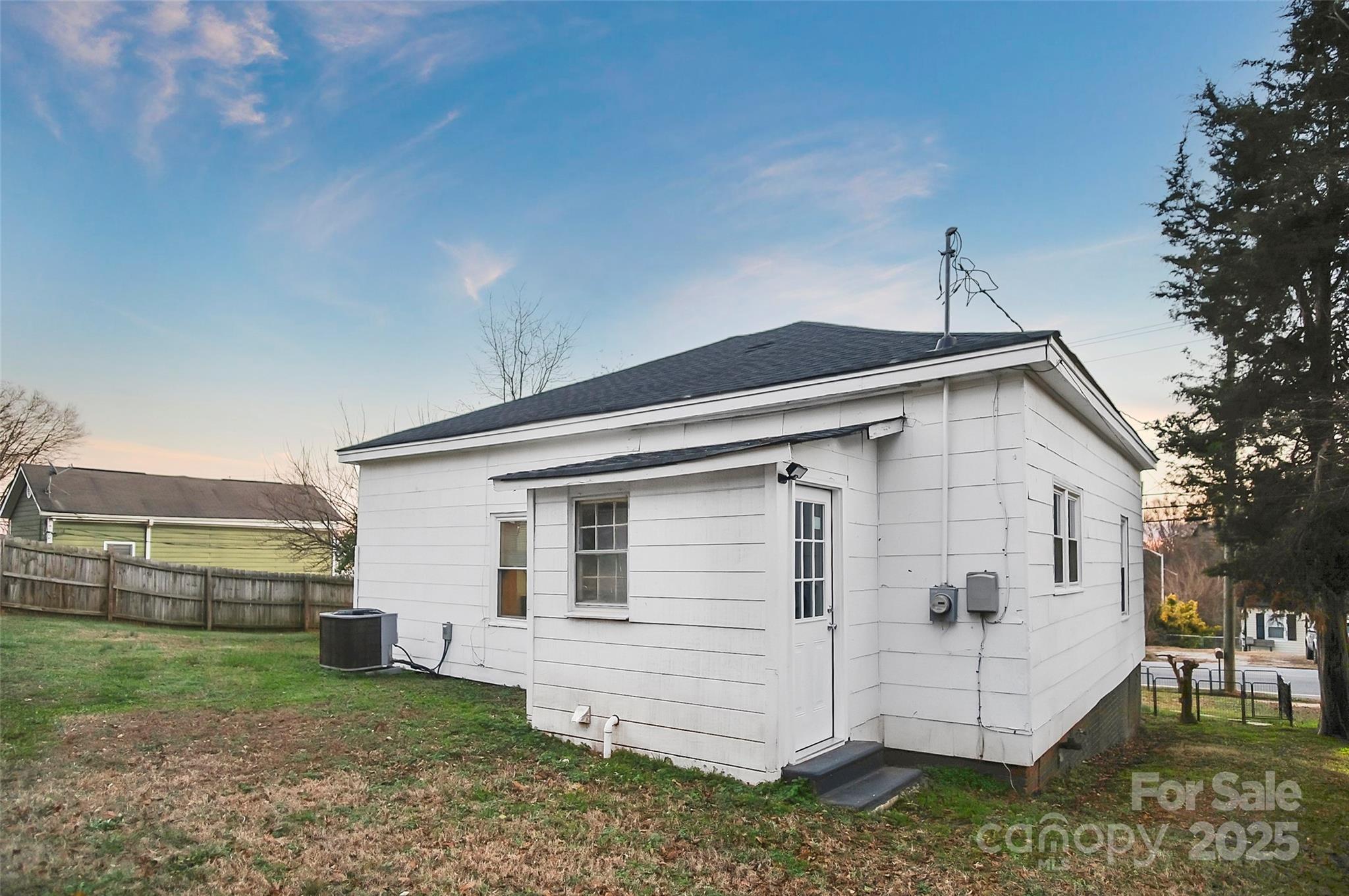 203 Linwood Road Kings Mountain, NC 28086 - Photo 23 of 23 Gallery Image 23