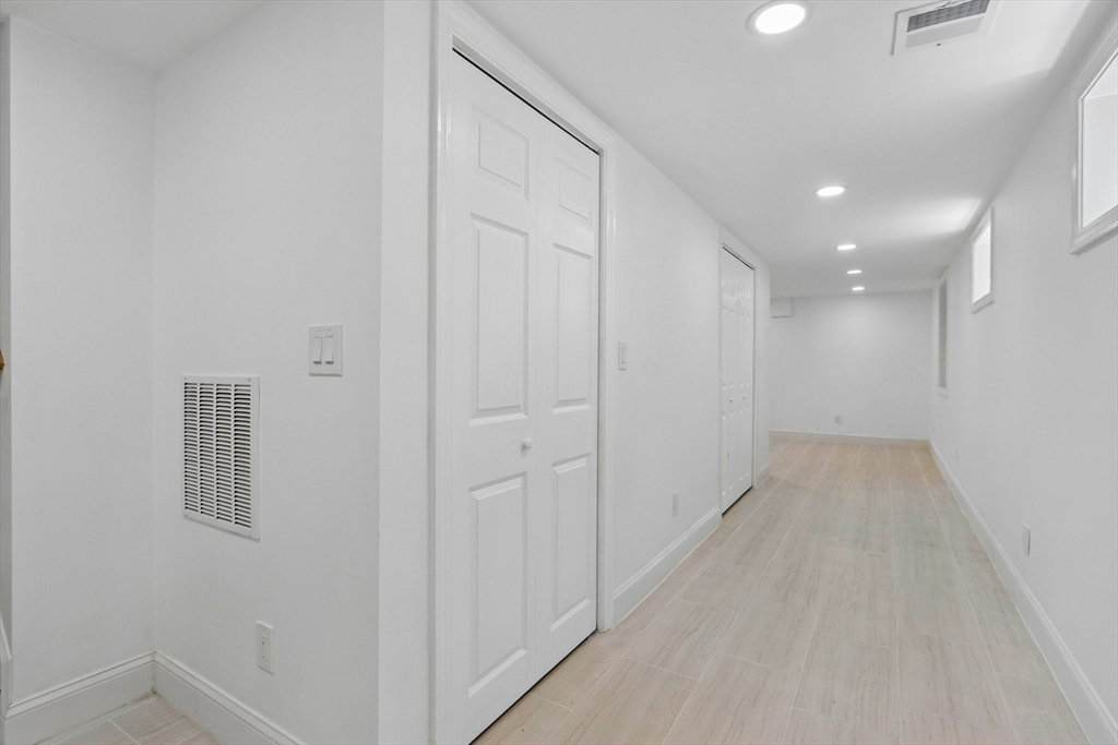29 Coleman Road, Unit A Arlington, MA 02476 - Photo 18 of 33