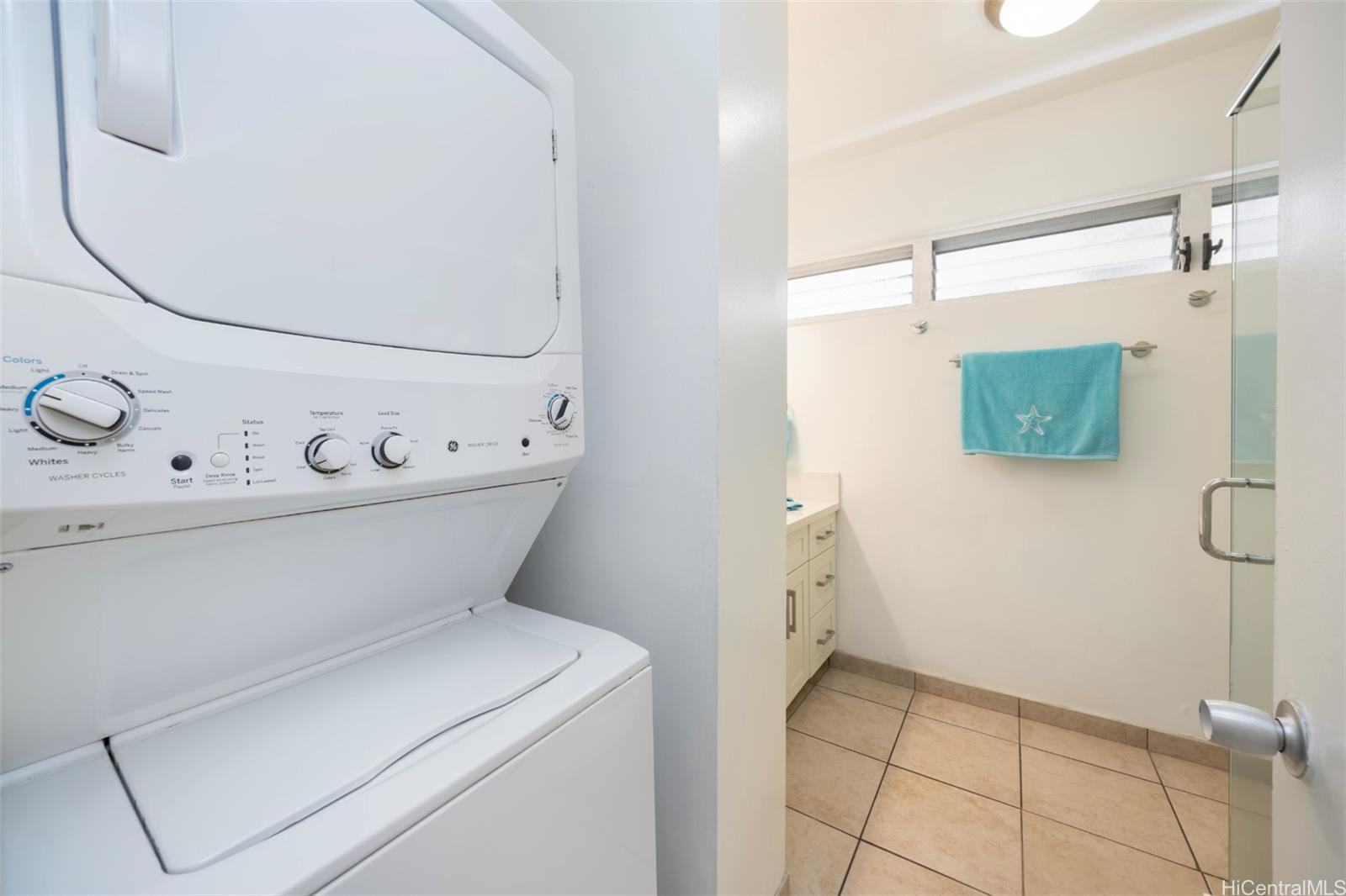 2161 Kalia Road, Unit 218 Honolulu, HI 96815 - Photo 17 of 25 a utility room with dryer and washer