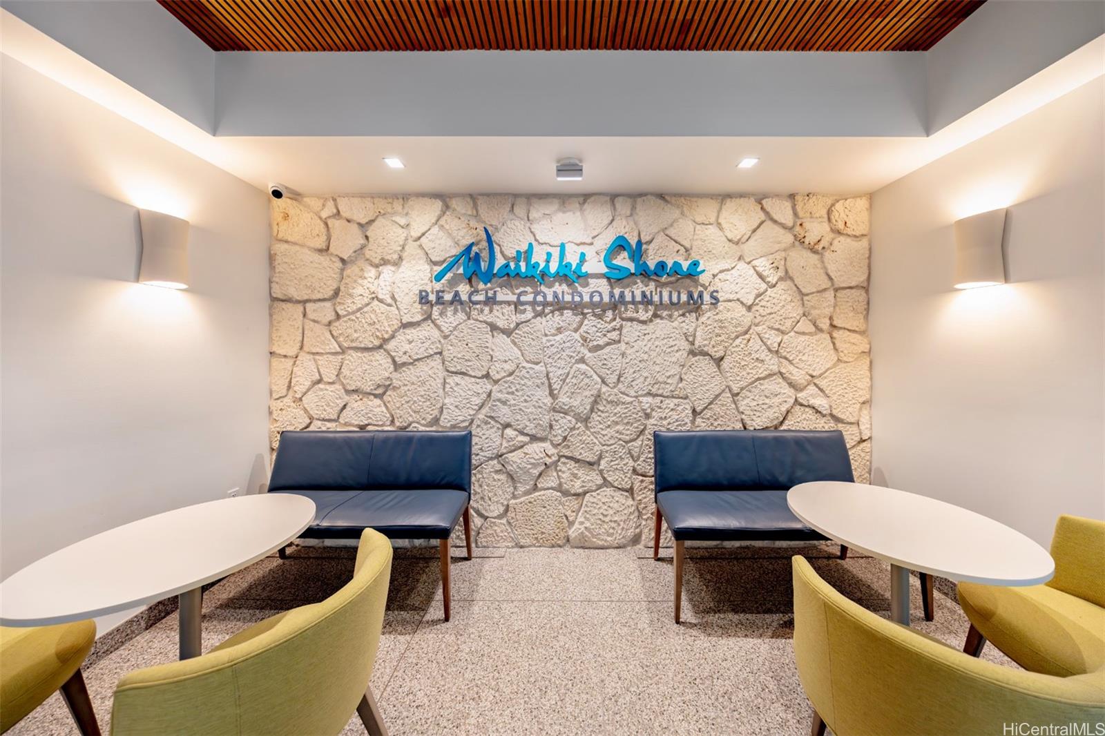 2161 Kalia Road, Unit 218 Honolulu, HI 96815 - Photo 25 of 25 a bathroom with a toilet and a sink
