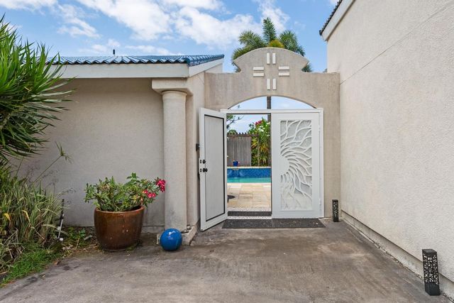 a view of lobby with furniture