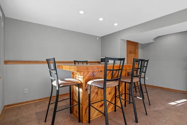 $449,000 | 940 Laurie Court, Walworth, WI 53184