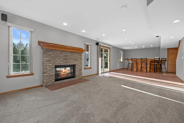 $449,000 | 940 Laurie Court, Walworth, WI 53184