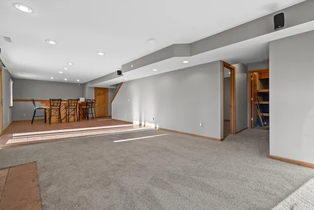 $449,000 | 940 Laurie Court, Walworth, WI 53184