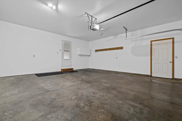 $449,000 | 940 Laurie Court, Walworth, WI 53184