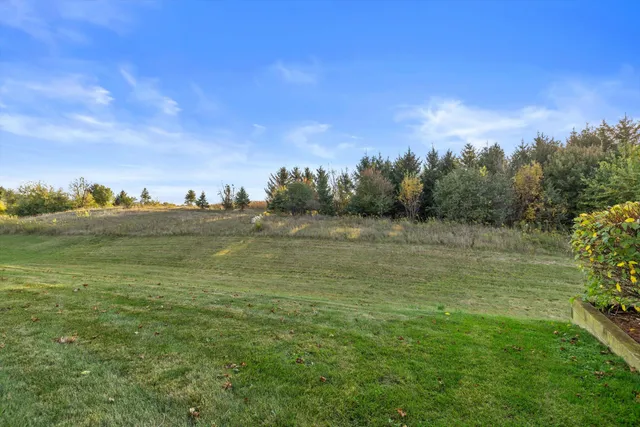 $449,000 | 940 Laurie Court, Walworth, WI 53184