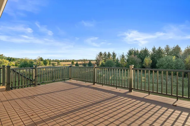 $449,000 | 940 Laurie Court, Walworth, WI 53184