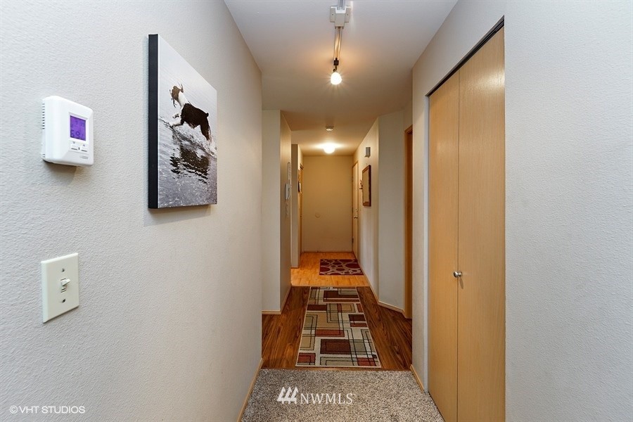 7407 210th Street Southwest, Unit 112 Edmonds, WA 98026 - Photo 7 of 15 Gallery Image 7