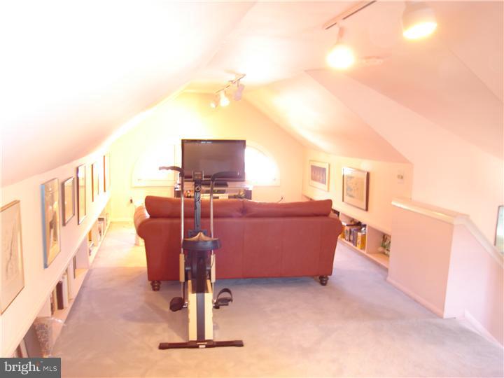 522 Maple Avenue Haddonfield, NJ 08033 - Photo 15 of 20