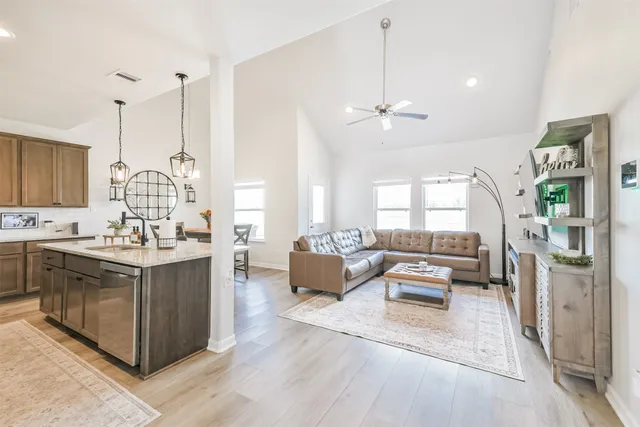 $385,000 | 6138 Hazel Lake Drive, Conroe, TX 77303