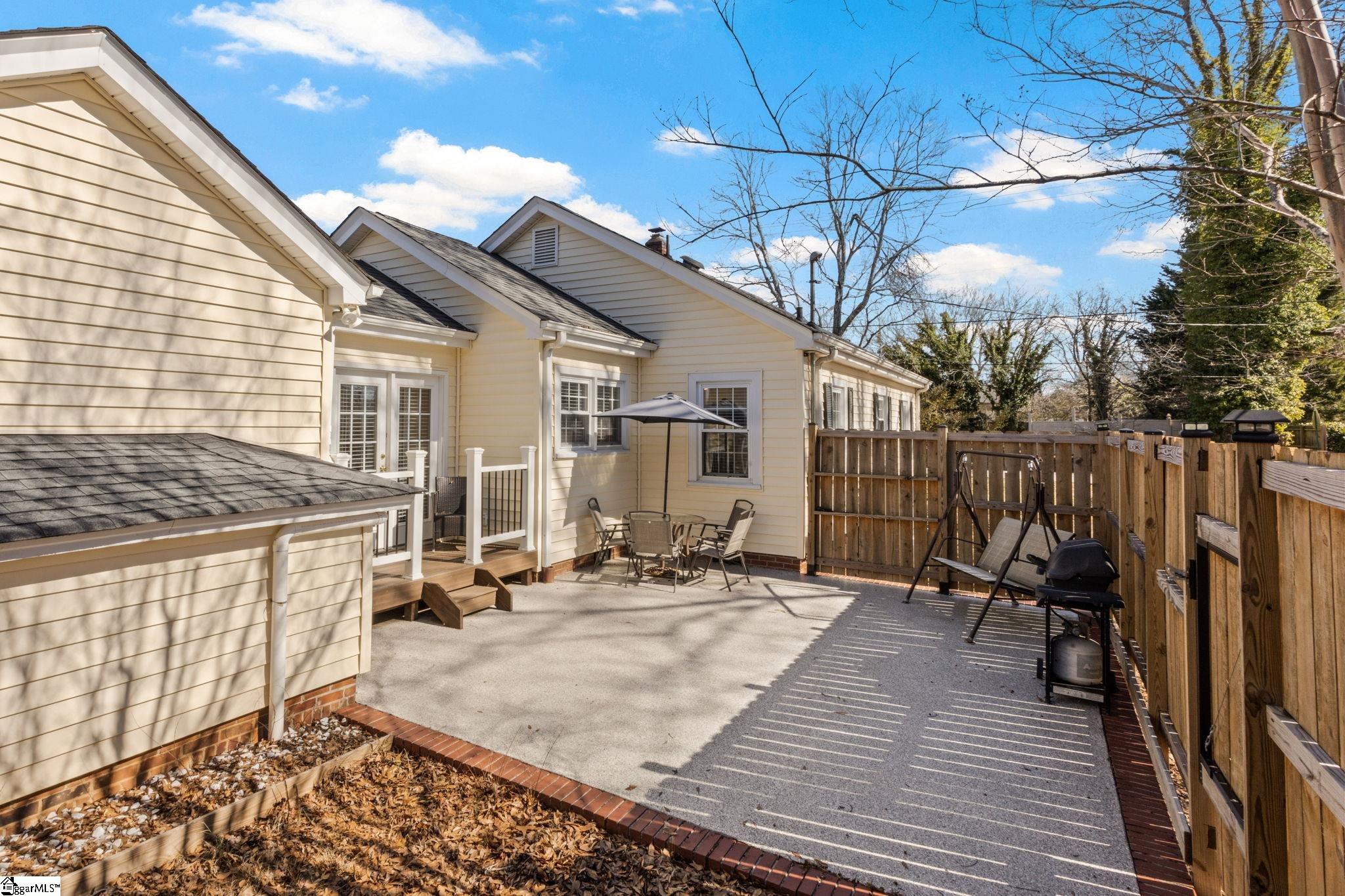 308 South B Street Easley, SC 29640 - Photo 7 of 27