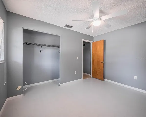 $2,250 | 4232 Stone Henge Road, Mulberry, FL 33860