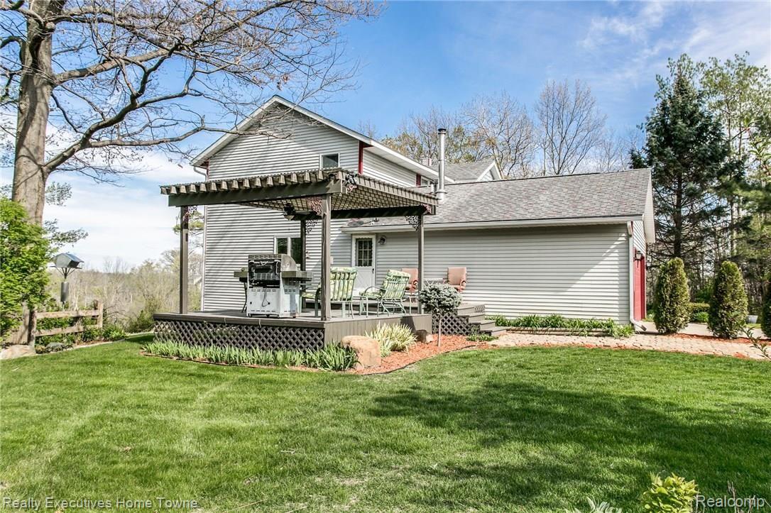 10880 Metcalf Road Yale, MI 48097 - Photo 6 of 44 10880 Metcalf-6.JPG