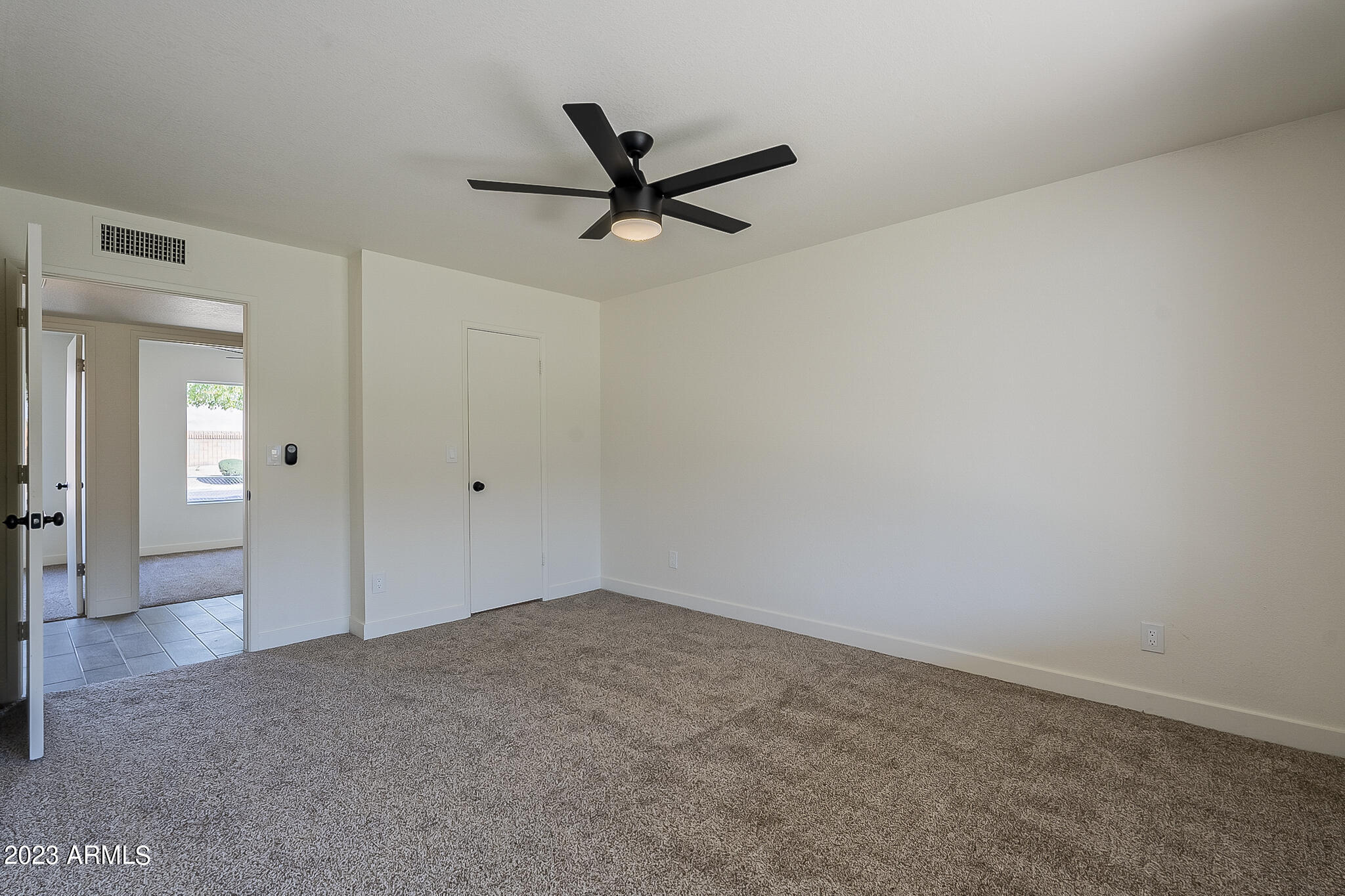 7149 West Osborn Road Phoenix, AZ 85033 - Photo 19 of 32 Primary Suite