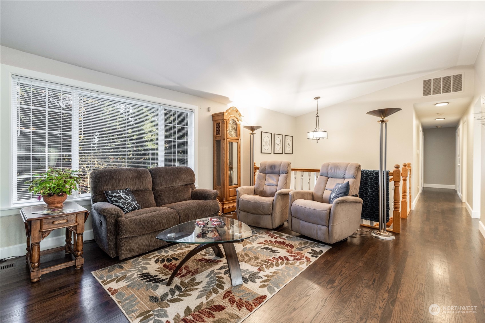 13021 Military Road East Puyallup, WA 98374 - Photo 15 of 37