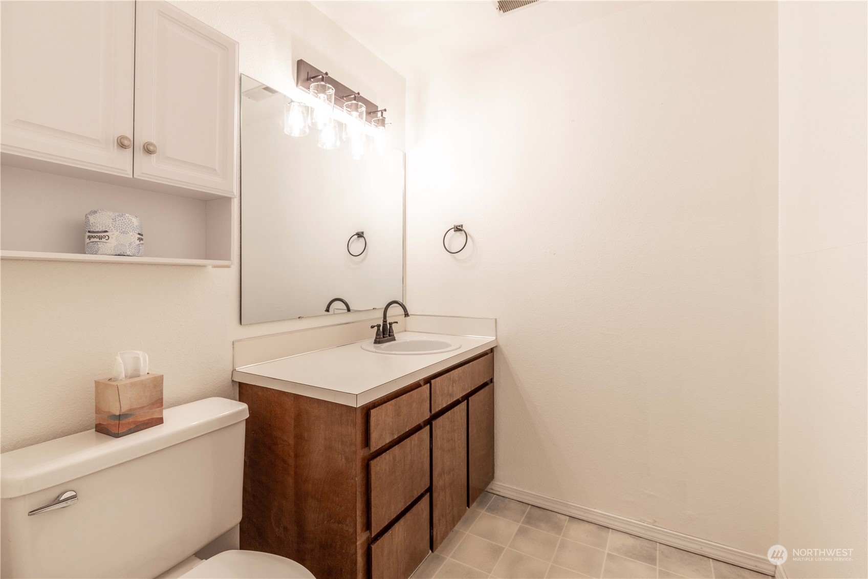 13021 Military Road East Puyallup, WA 98374 - Photo 23 of 37