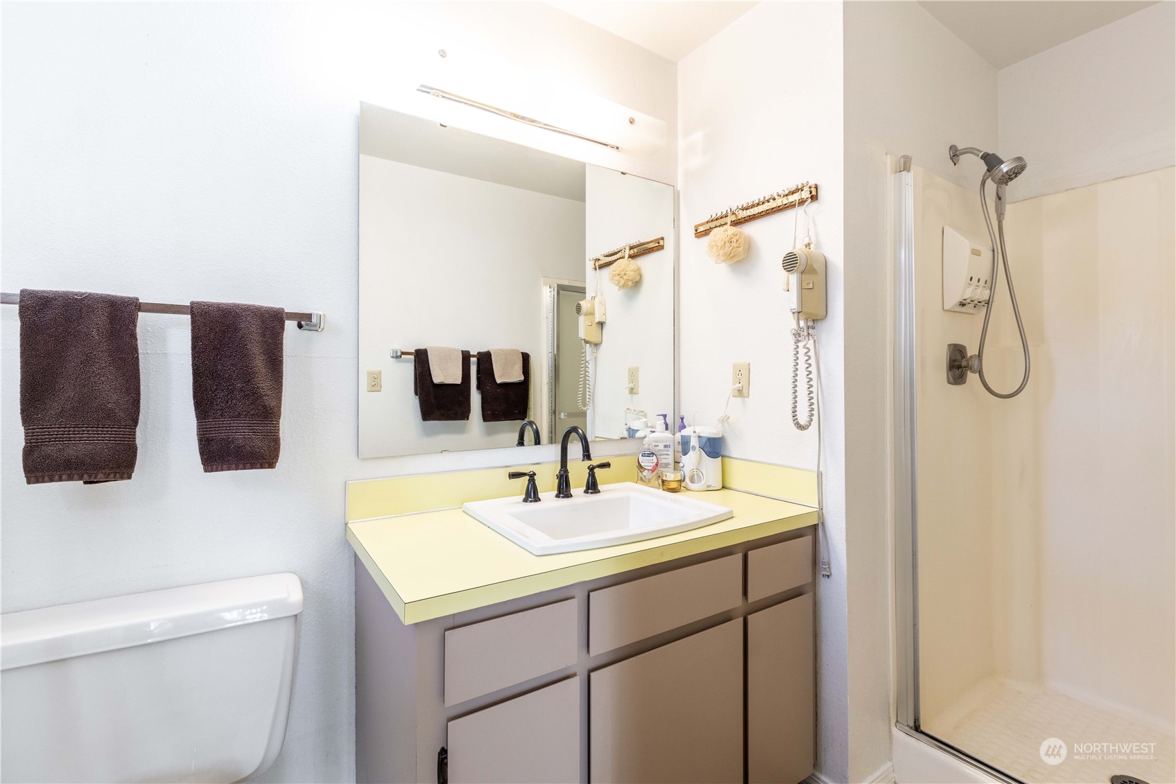 13021 Military Road East Puyallup, WA 98374 - Photo 29 of 37