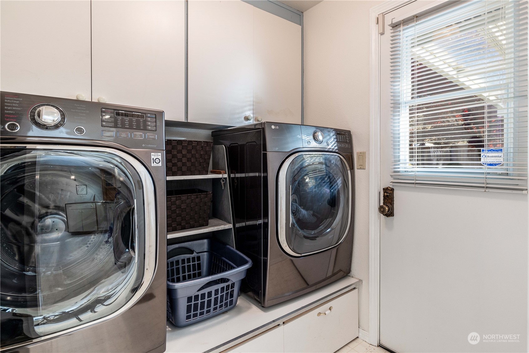 13021 Military Road East Puyallup, WA 98374 - Photo 34 of 37