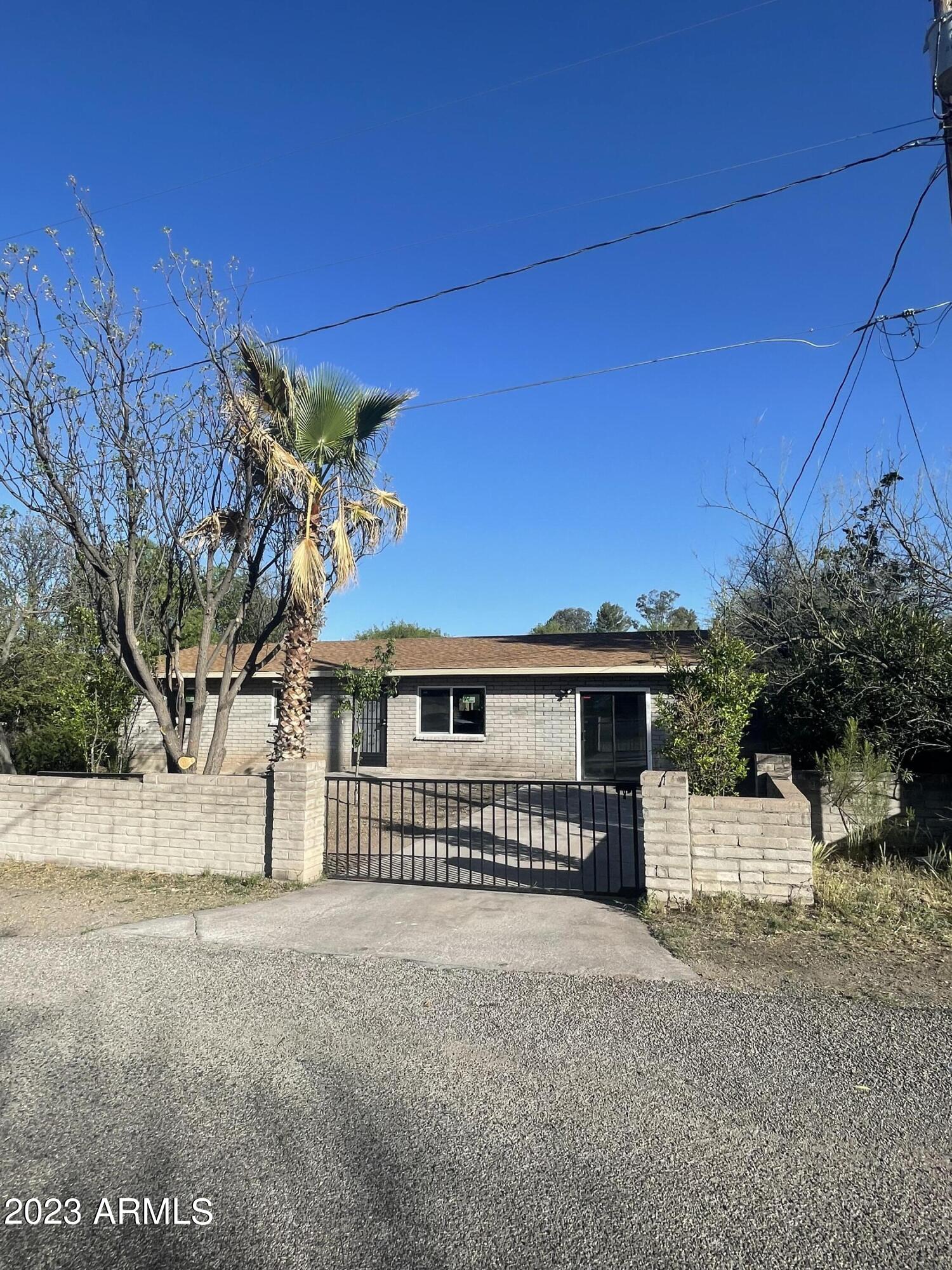 443 Camino Vencejo Rio Rico, AZ 85648 - Photo 3 of 20 IMG_2375