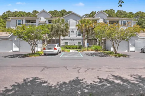 $339,975 | 1300 Park W Boulevard, Unit 824, Mount Pleasant, SC 29466