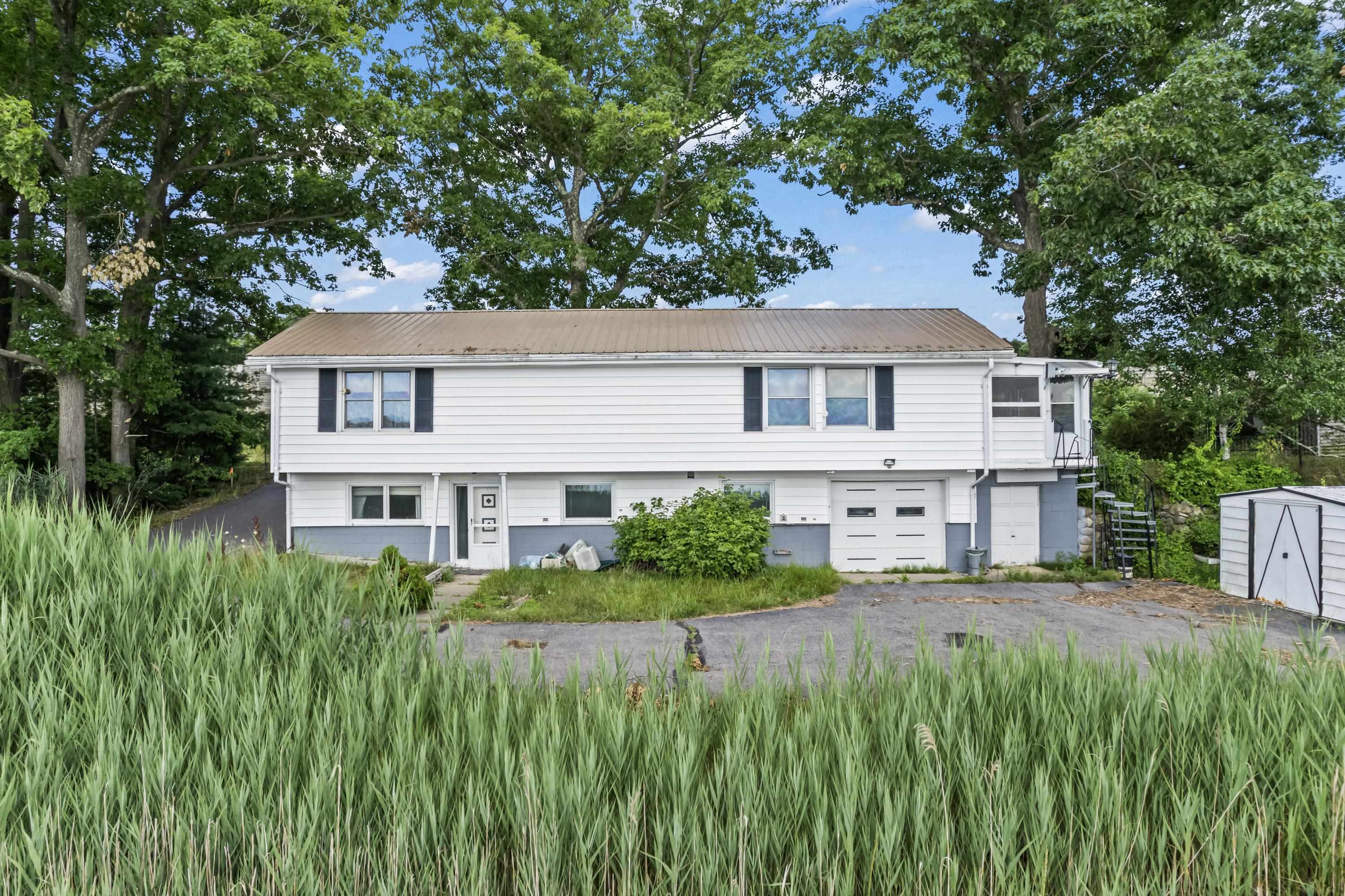 169 Spur Road Dover, NH 03820 - Photo 3 of 40 Gallery Image 3