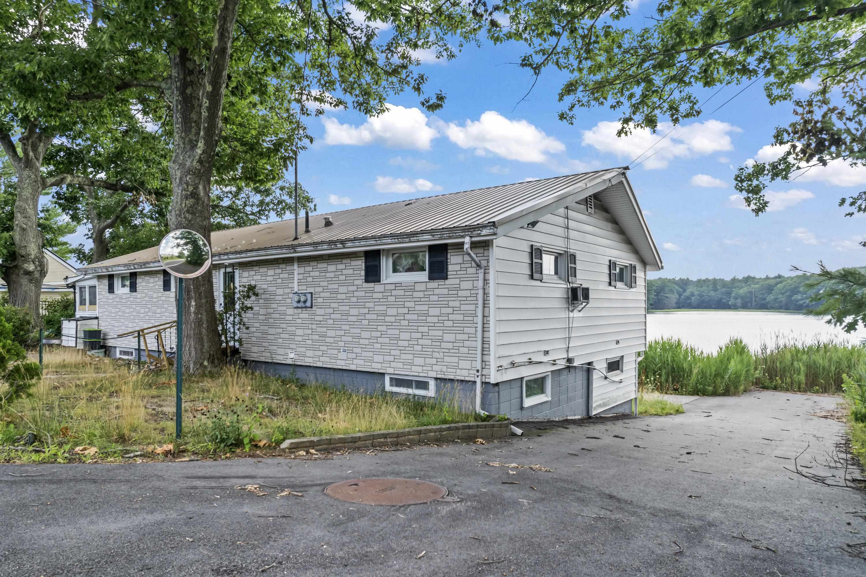 169 Spur Road Dover, NH 03820 - Photo 7 of 40 Gallery Image 7