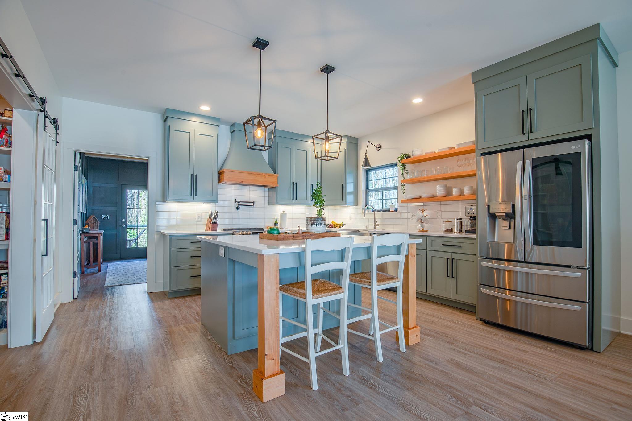 2201 Old Parker Road Greenville, SC 29609 - Photo 13 of 34