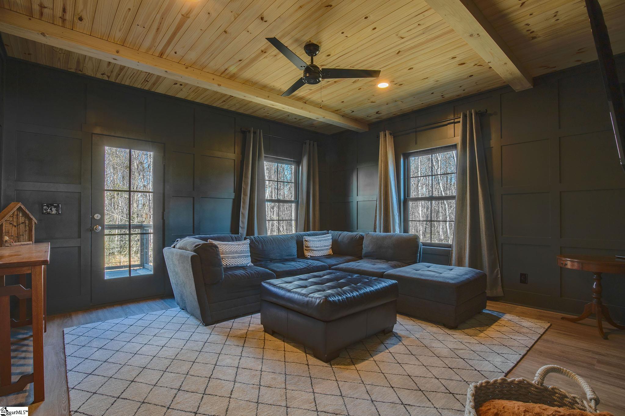 2201 Old Parker Road Greenville, SC 29609 - Photo 19 of 34