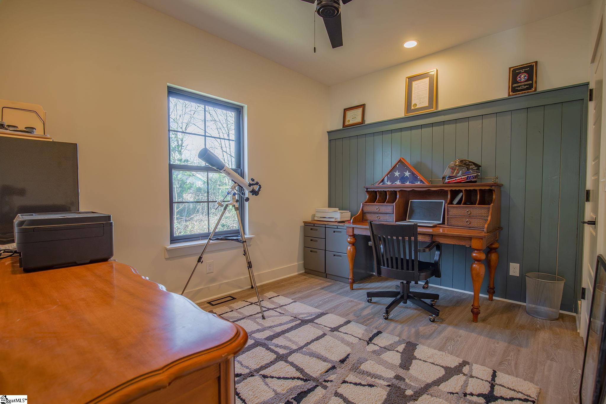 2201 Old Parker Road Greenville, SC 29609 - Photo 28 of 34