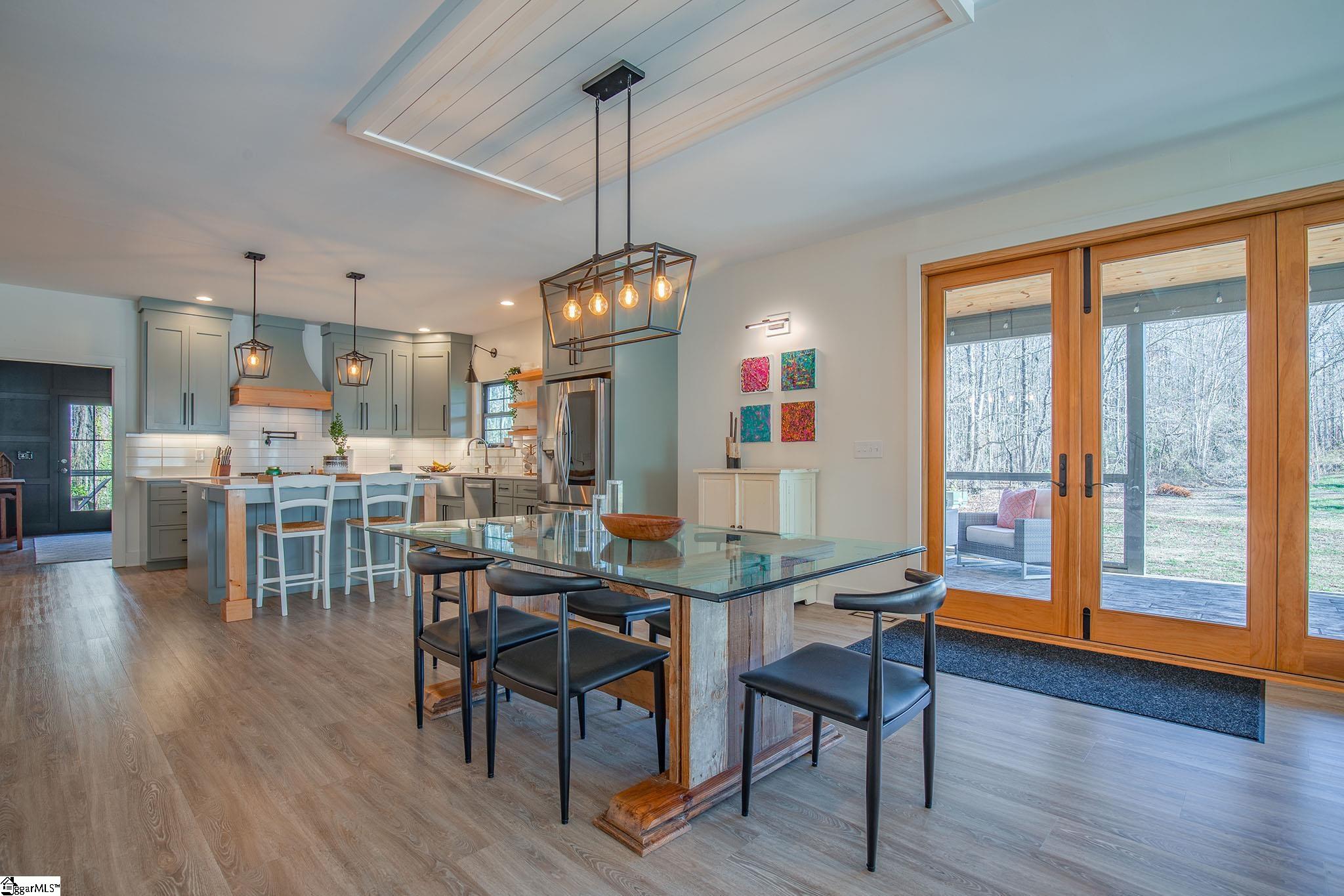 2201 Old Parker Road Greenville, SC 29609 - Photo 7 of 34