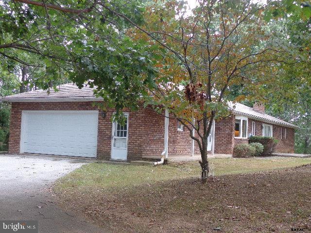 6192 Church Road Felton, PA 17322 - Photo 1 of 36