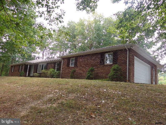 6192 Church Road Felton, PA 17322 - Photo 3 of 36