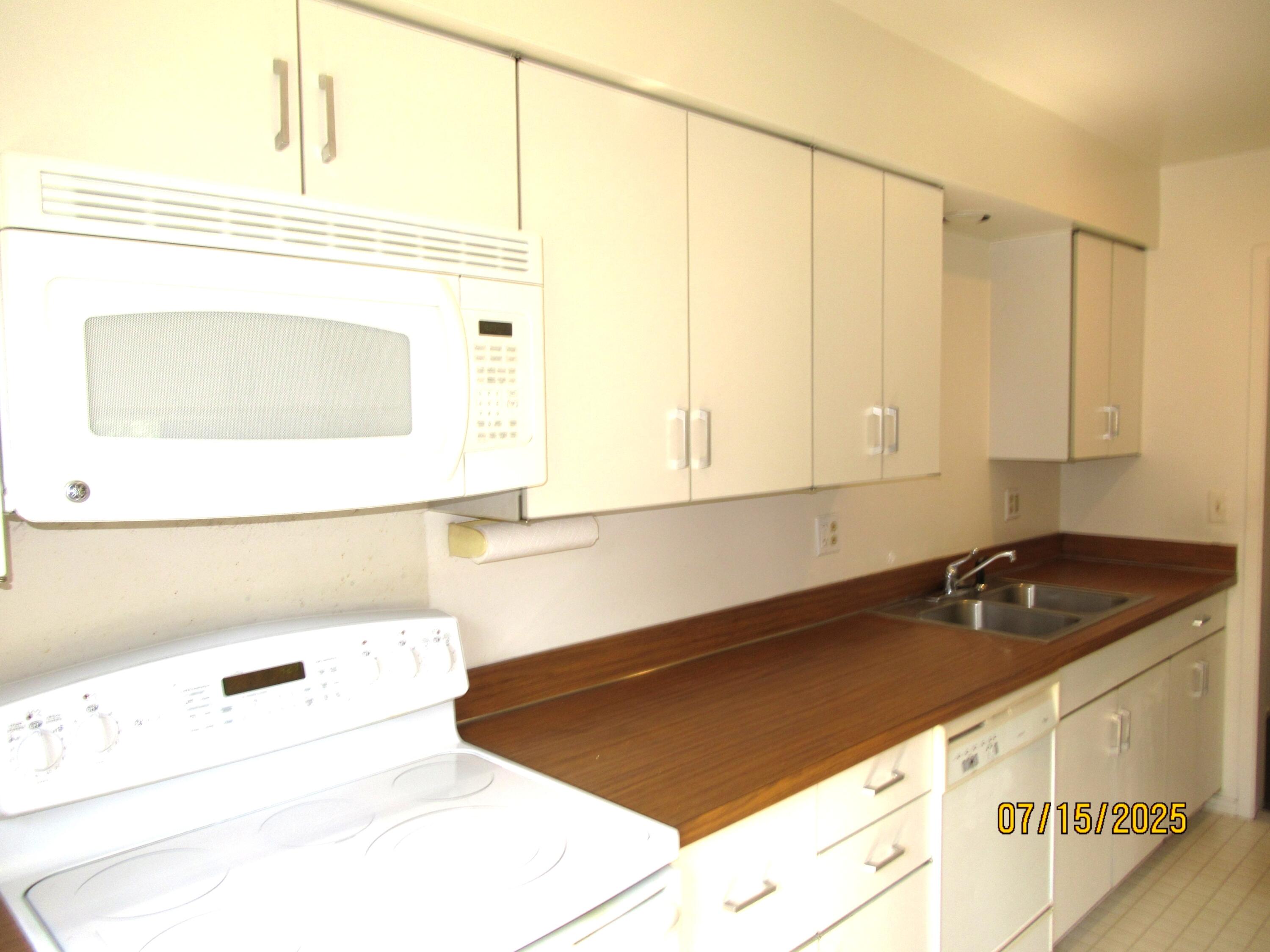 1 Westbury Court Ann Arbor, MI 48105 - Photo 14 of 36 IMG_6562