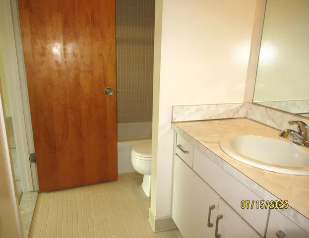 $400,000 | 1 Westbury Court, Ann Arbor, MI 48105