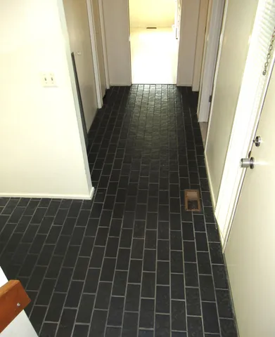 $400,000 | 1 Westbury Court, Ann Arbor, MI 48105