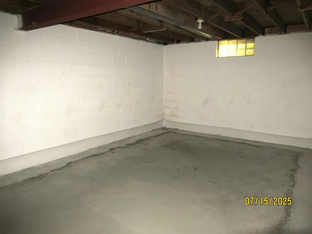 $400,000 | 1 Westbury Court, Ann Arbor, MI 48105