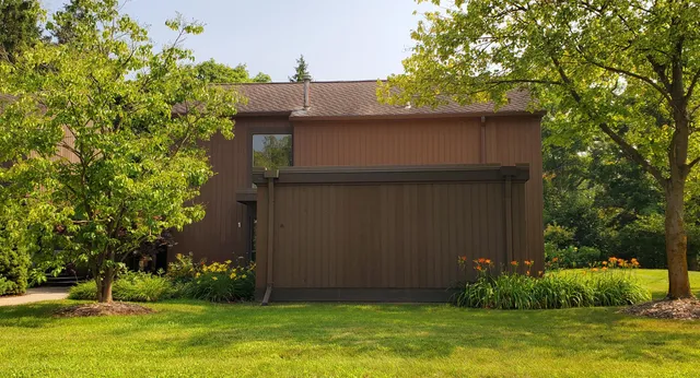 $400,000 | 1 Westbury Court, Ann Arbor, MI 48105